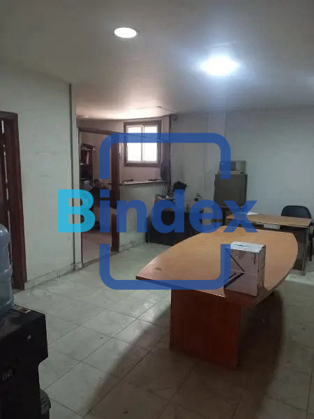 مصنع مساحه 1000 متر رخصه صناعي للايجار 