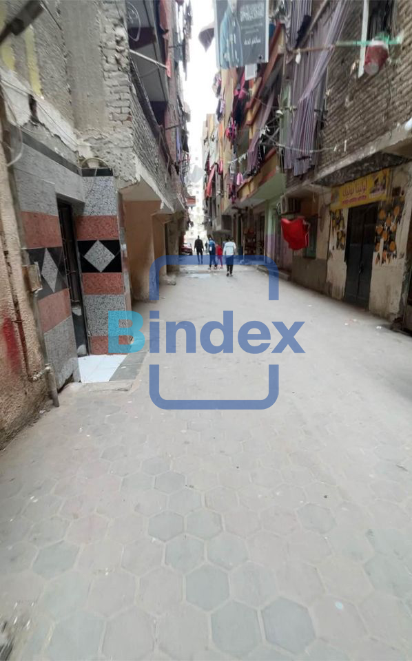 محل للبيع بالقرب من مترو عين شمس 