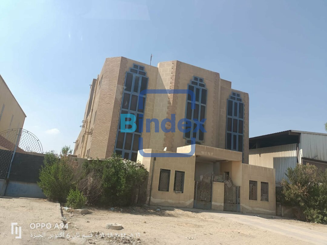 مصنع للبيع 1000 متر كامل المرافق 