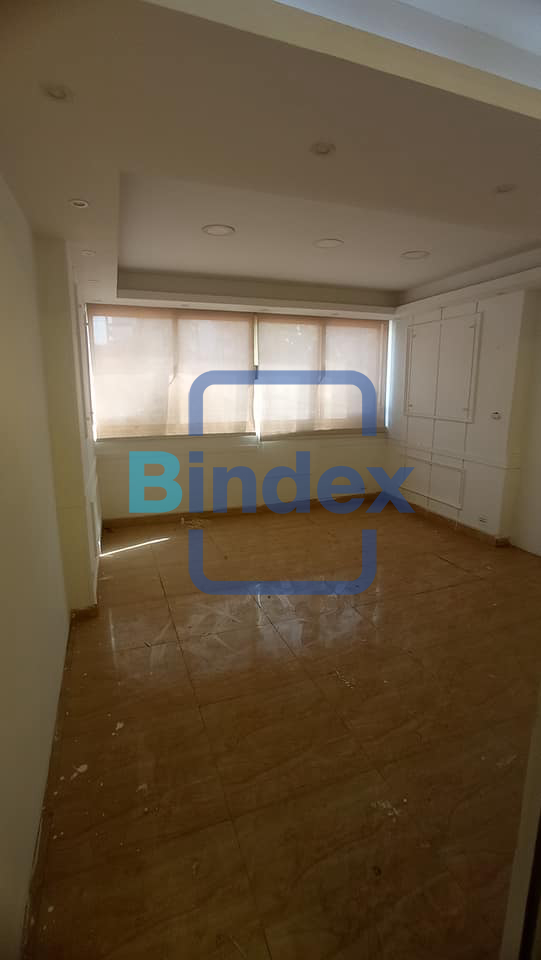 مقر اداري للايجار علي شارع الهرم مباشرة 