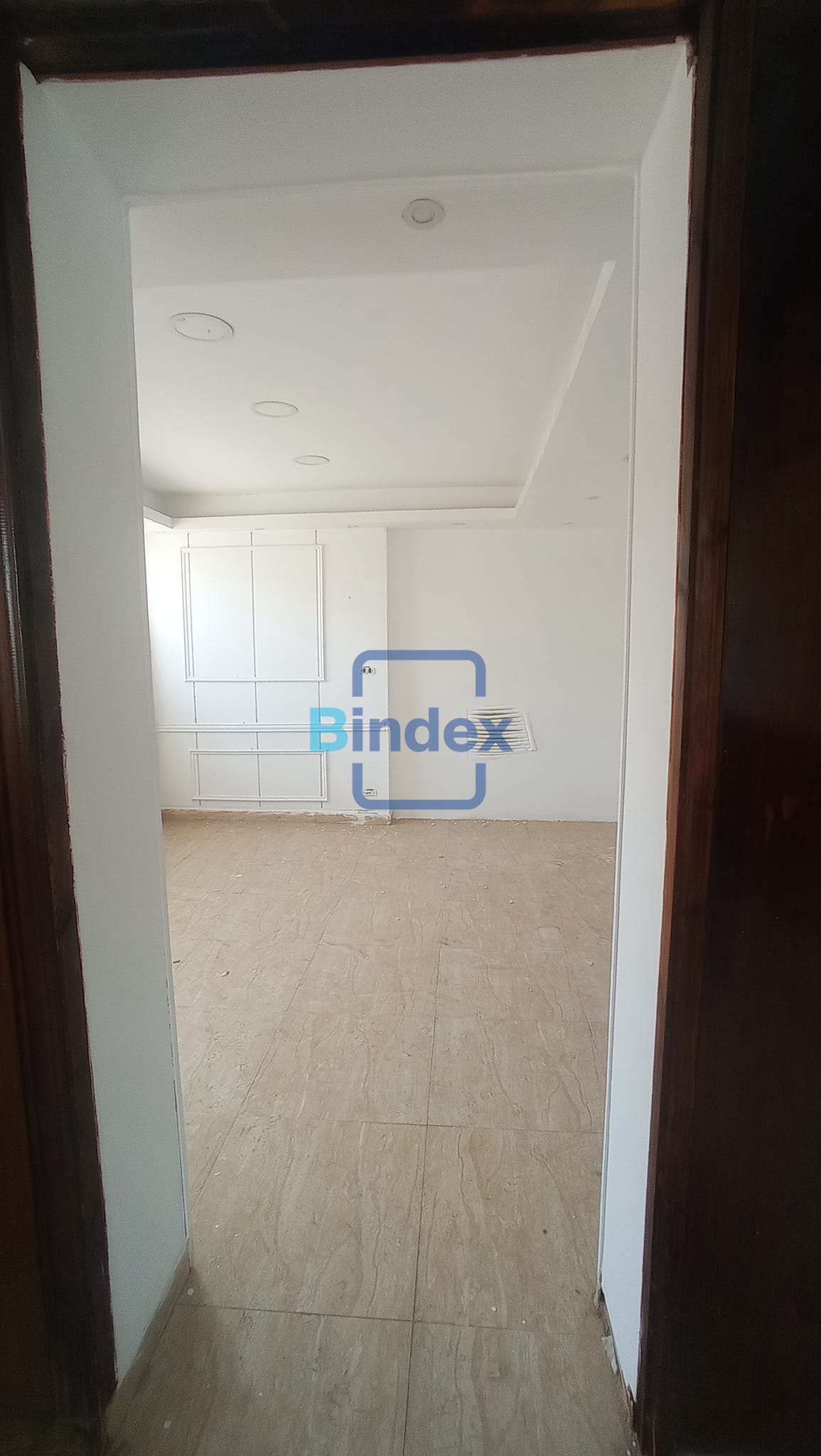 مقر اداري للايجار علي شارع الهرم مباشرة 