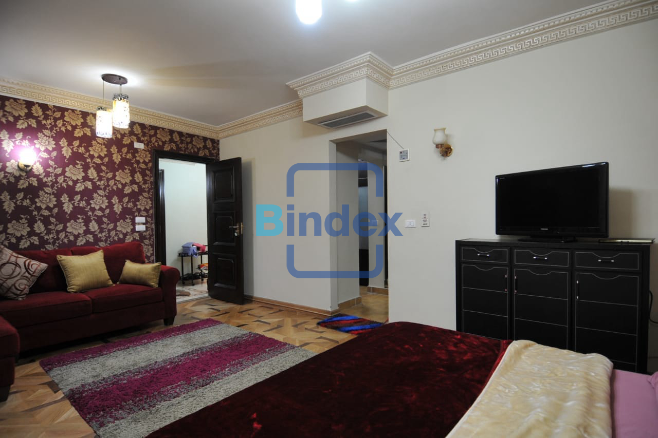 مقر اداري للايجار بالقرب من ميدان النافوره , المقطم 