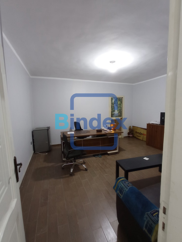 مكتب للايجار بالحي الثاني اكتوبر 