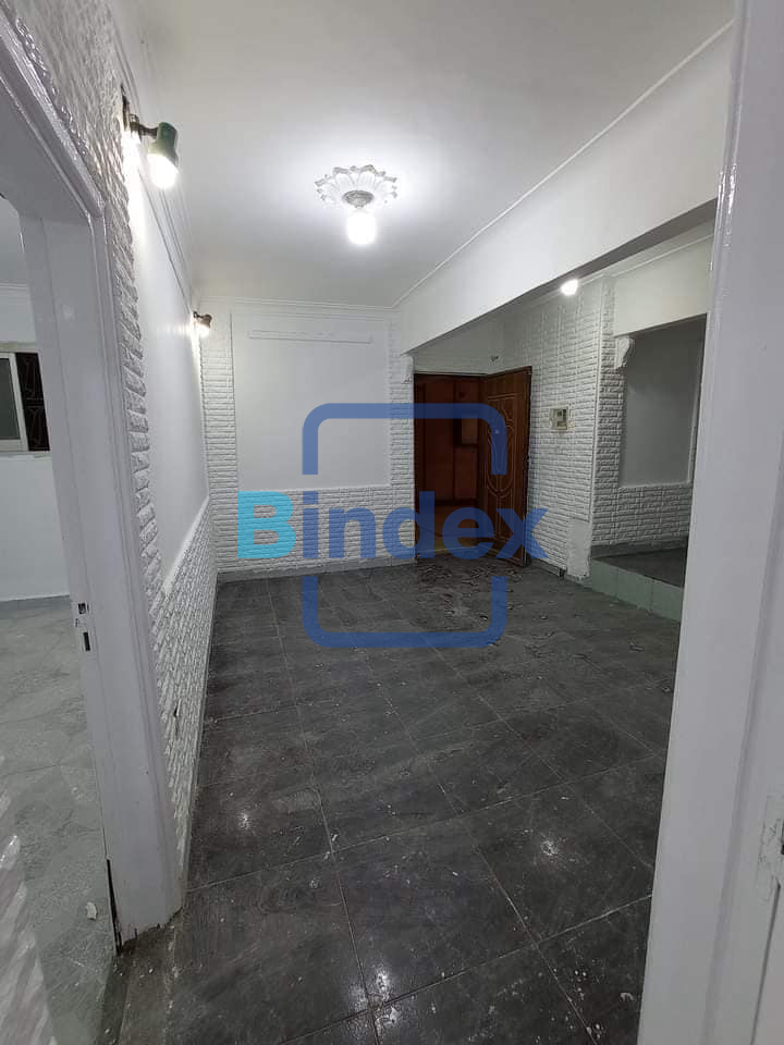 للإيجار بشارع خاتم المرسلين الرئيسى الهرم مكتب دور أرضى 