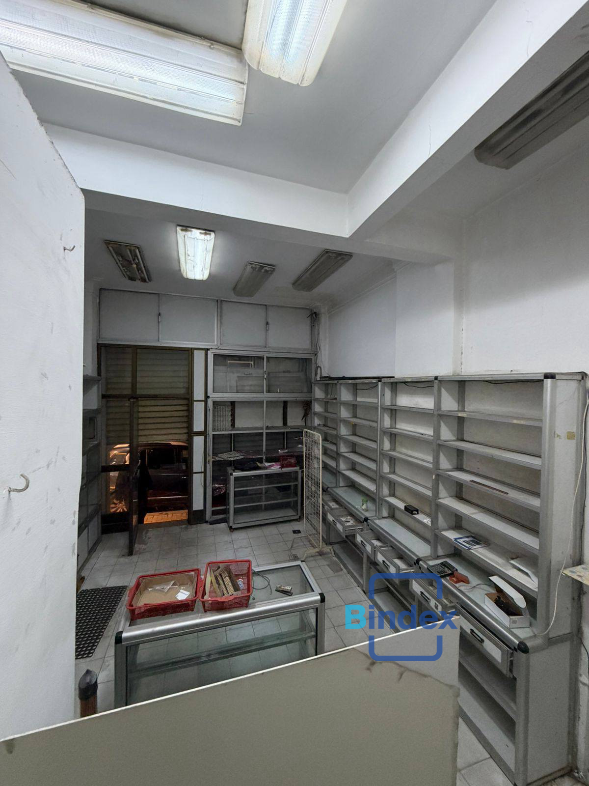 فرصة للايجار محل بموقع مميز 