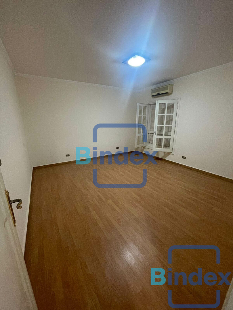 مكتب 150 متر للايجار في مساكن شيراتون