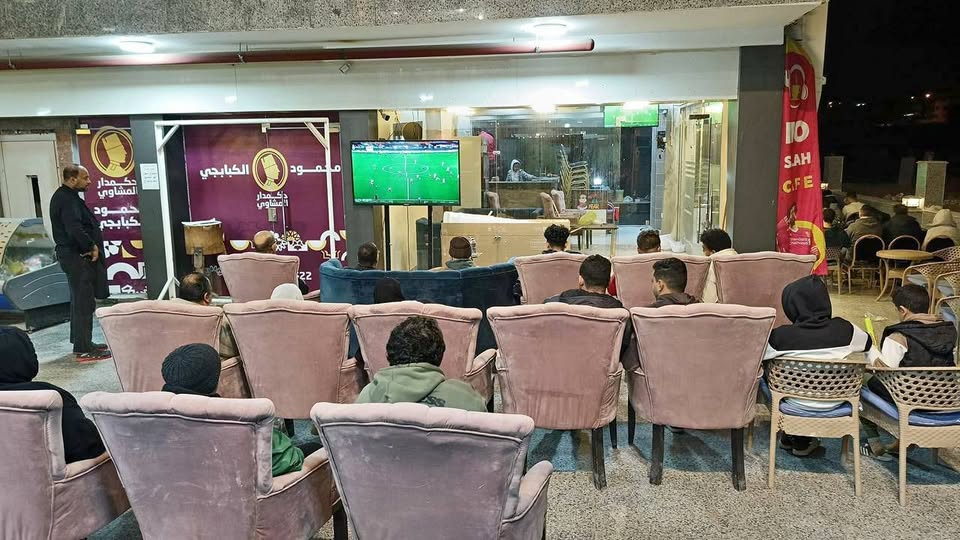 محل للايجار مرخص كافية بالعبور 