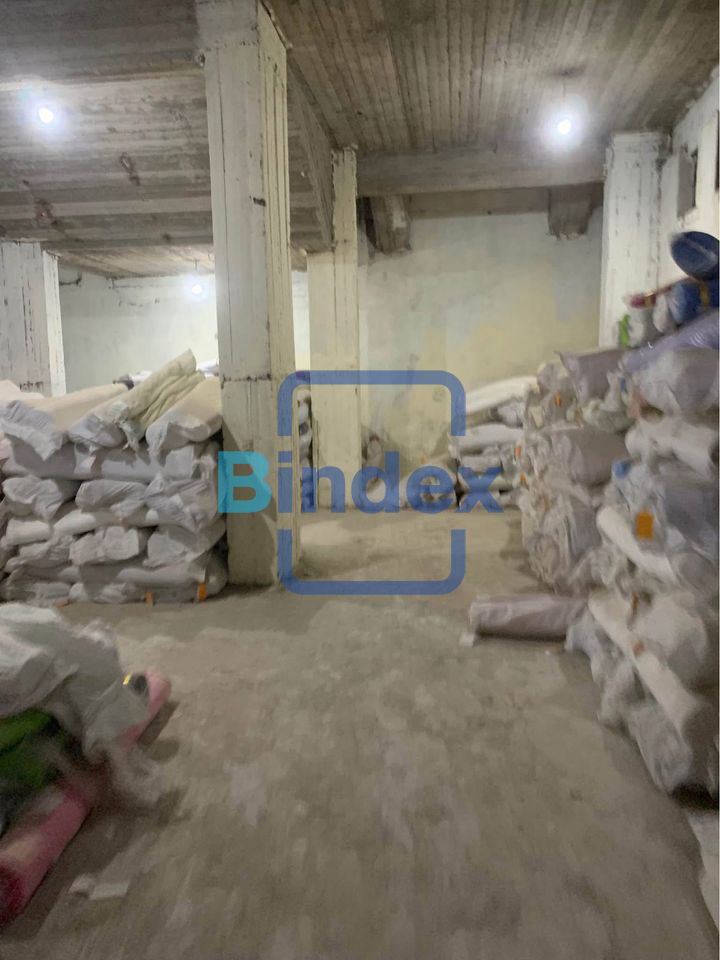 مخزن للبيع بالمقطم 