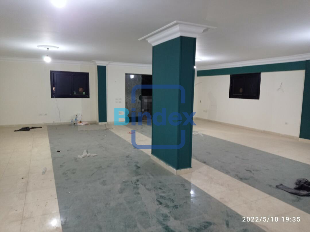 لراغبي المساحات الكبري فيلا 3ادوار علي مساحه 500 متر للايجار للشركات والانشطة التجاريه فقط 