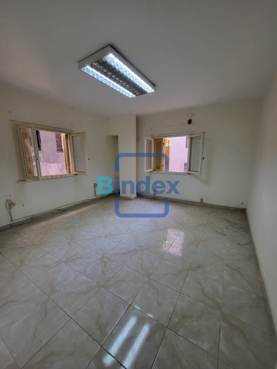 مقر اداري دور كامل للبيع في مصر الجديدة 