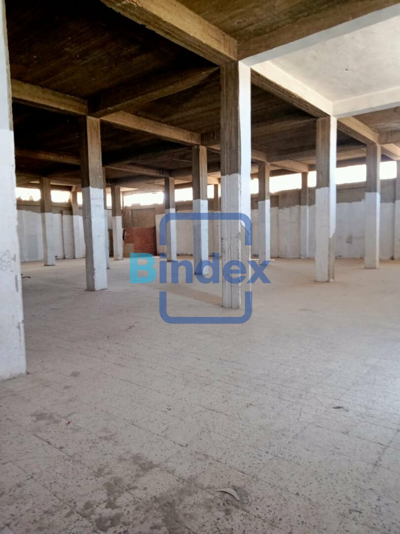 مخزن علي مساحه 1200 متر للايجار 