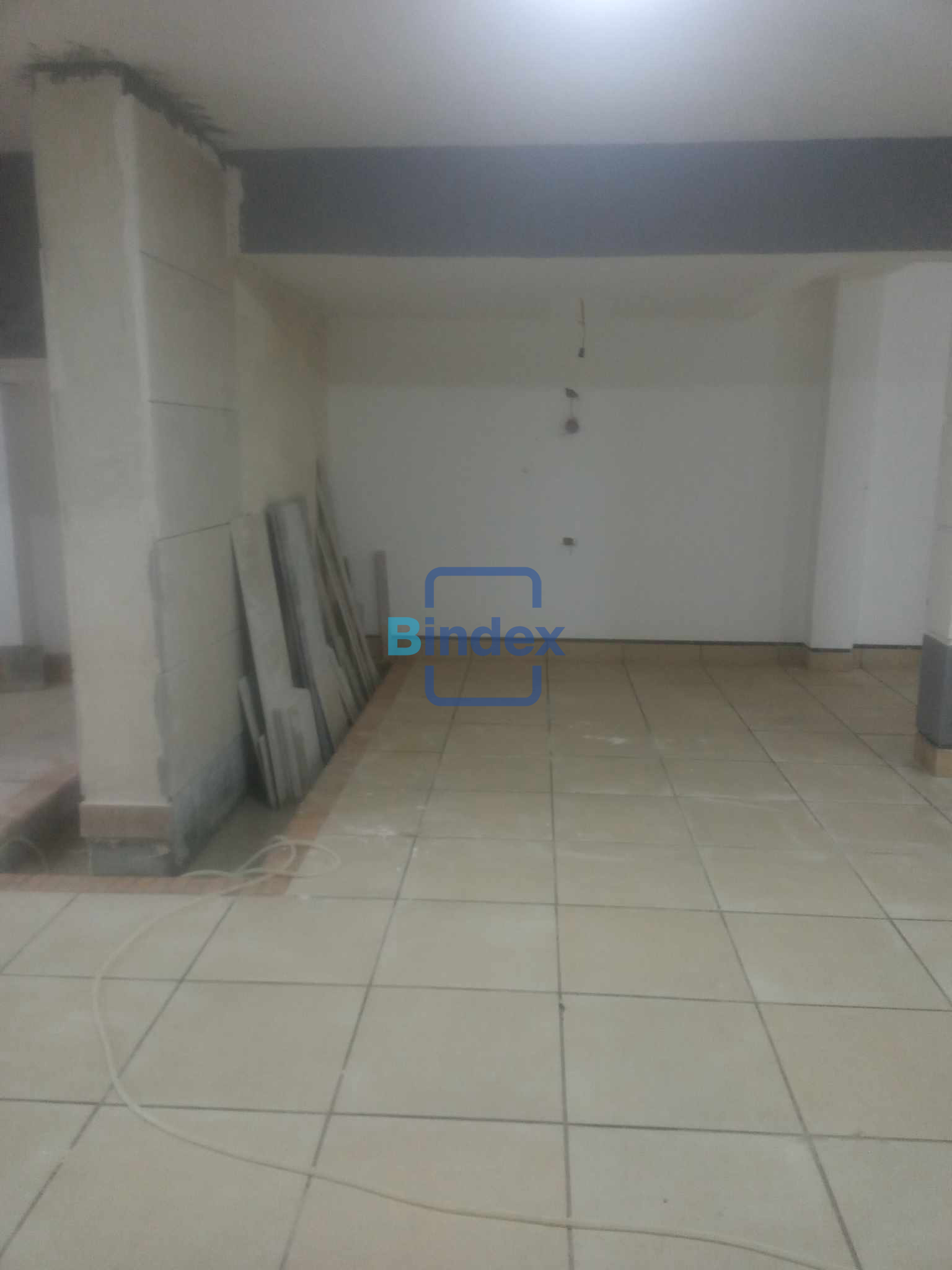 محل للايجار او البيع بالمقطم 