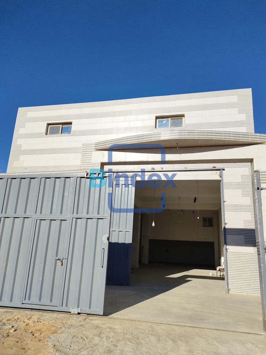 مصنع للبيع في حدائق  اكتوبر 