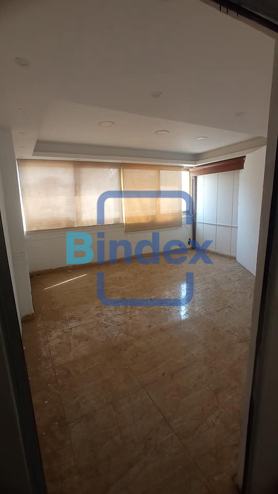 مقر اداري للايجار علي شارع الهرم مباشرة 