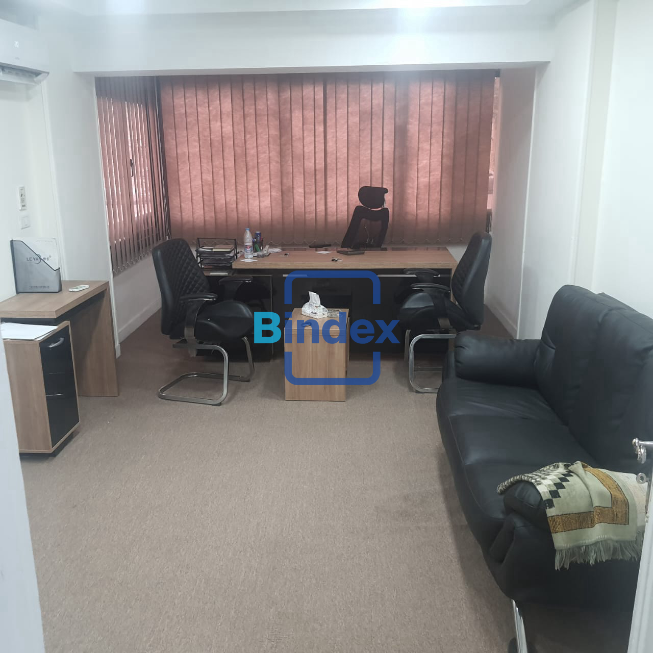 مكتب للايجار يصلح للشركات 
