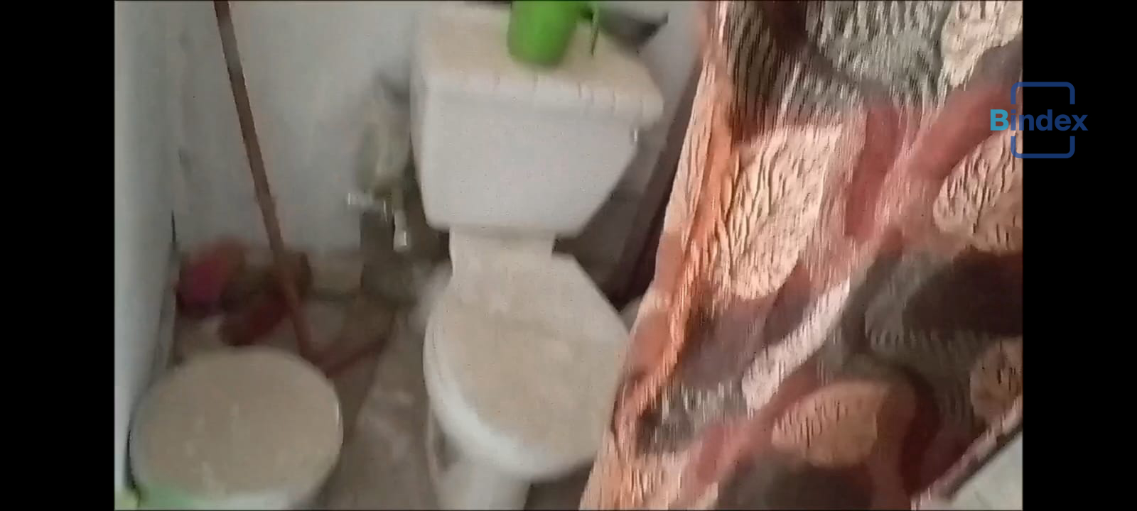 محل للبيع