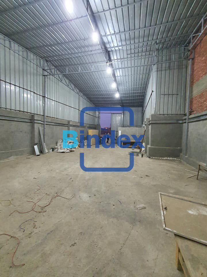 مصنع للايجار 300 متر بكهرباء 3 فاز