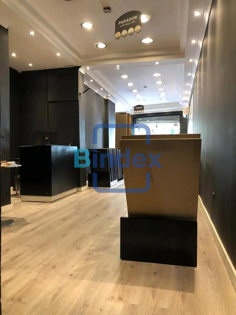 محل للايجار في محطه الرمل , الاسكندرية 