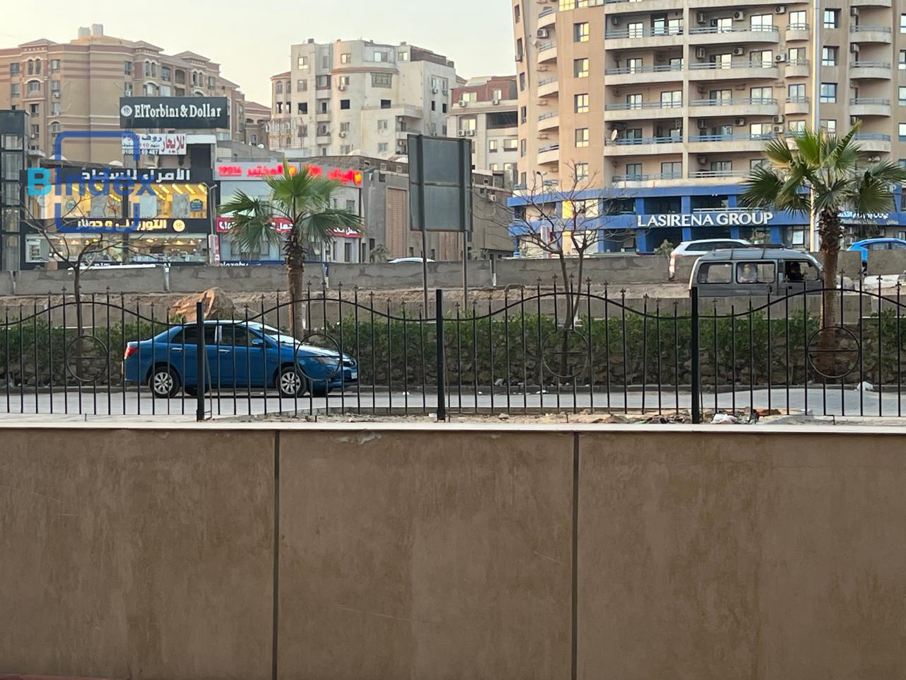 فرصة للايجار محل بموقع مميز في زهراء المعادي 