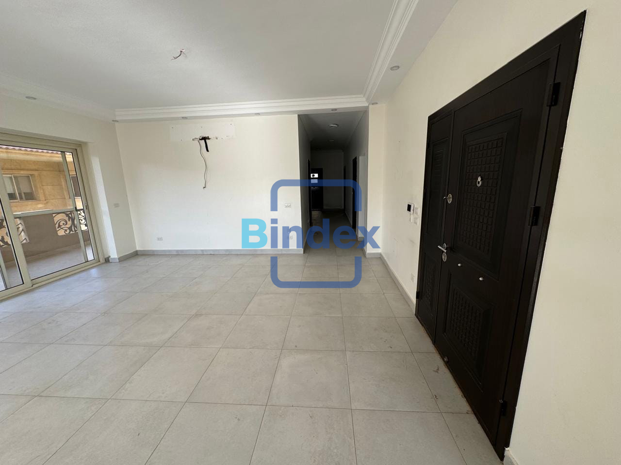 مكتب اداري للايجار بموقع متميز في اكتوبر 