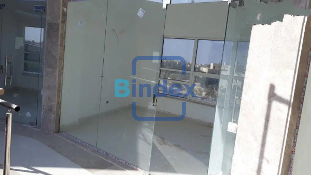 مكتب اداري وينفع محل تحاري بمساحة ٢٠ متر مكيف 