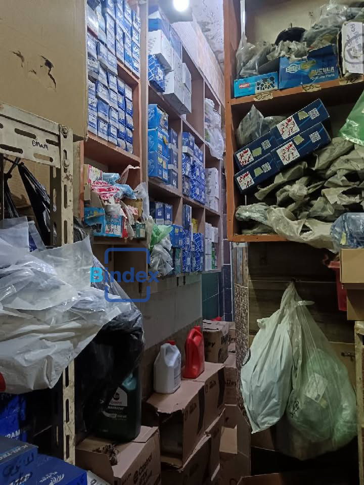 فرصة للبيع او المشاركة محل قطع غيار سيارات