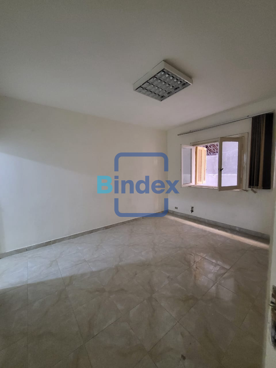 مقر اداري دور كامل للبيع في مصر الجديدة 