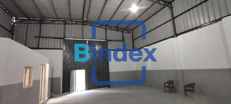 مخزن للايجار علي الطريق مباشرة 