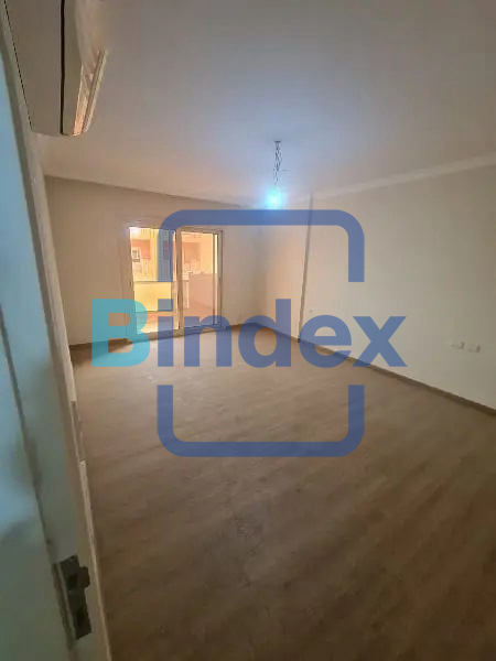 مكتب مرخص ادارى ٣٥٠ متر مكيف تكيفات مركزية تشطيب سوبر لوكس