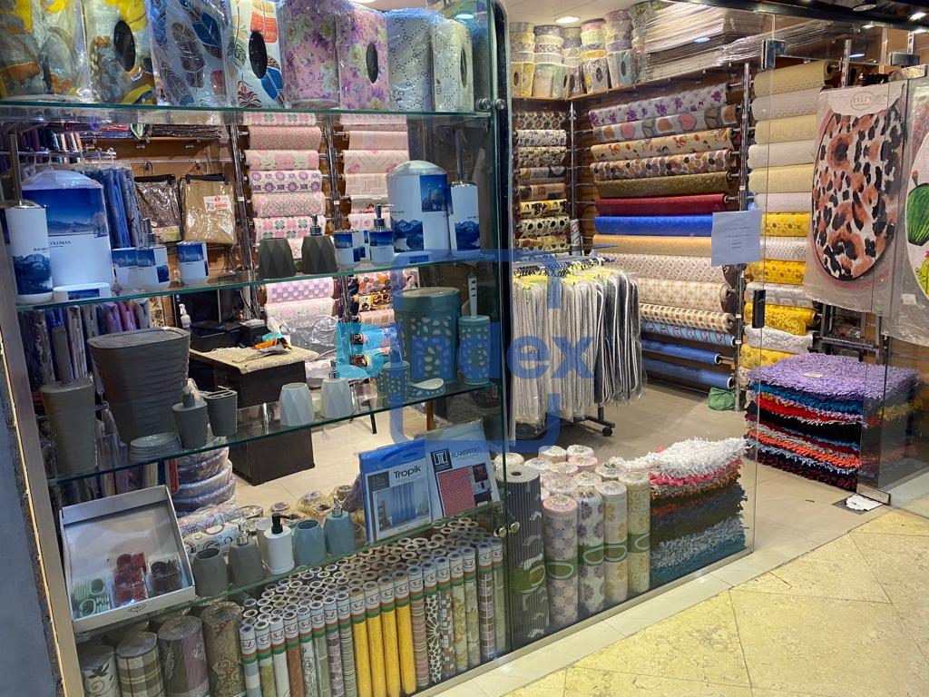 محل لايجار في مول سكاي بلازا (كارفور) مدينة الشروق