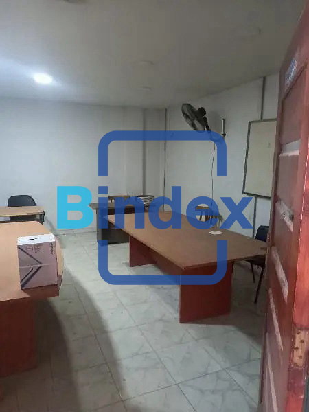 مصنع مساحه 1000 متر رخصه صناعي للايجار 