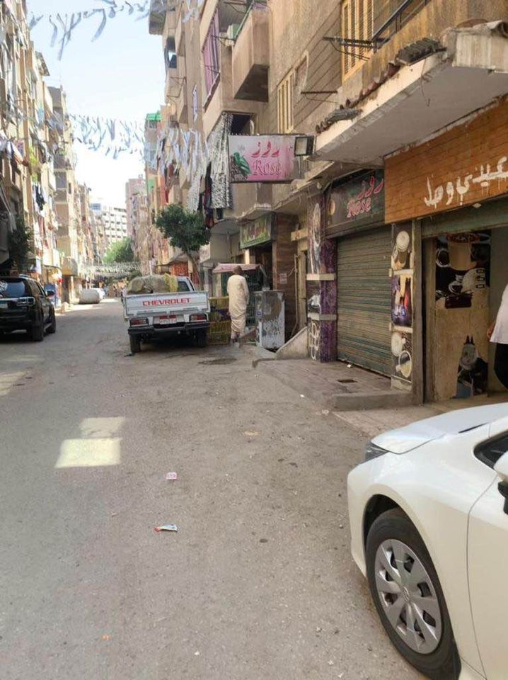 فرصه للبيع محل بشارع خاتم المرسلين
