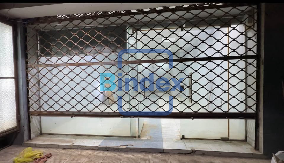 محل للبيع مرخص بالكامل بالمقطم 