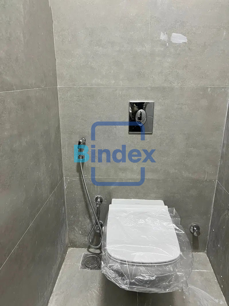 مكتب إداري للإيجار متشطب بالتكييفات في EDNC