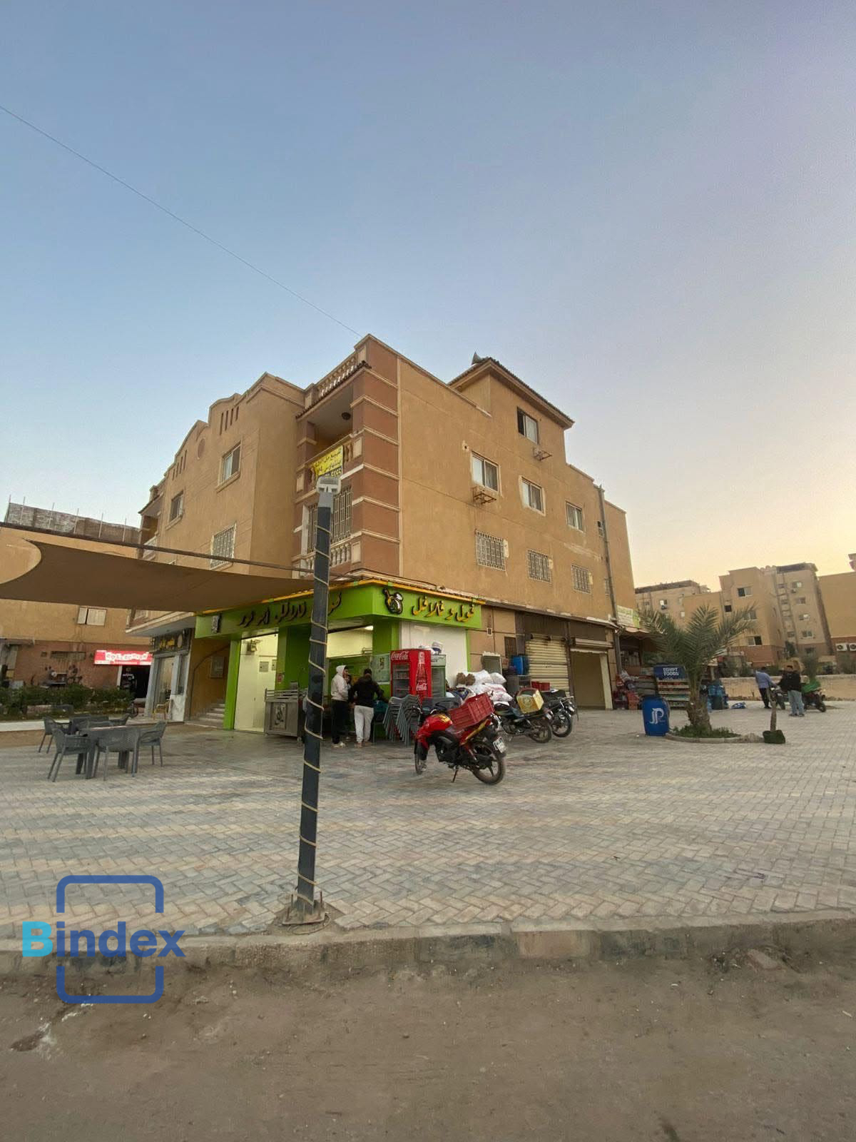مول تجاري للبيع بموقع مميز بالسادس من اكتوبر 