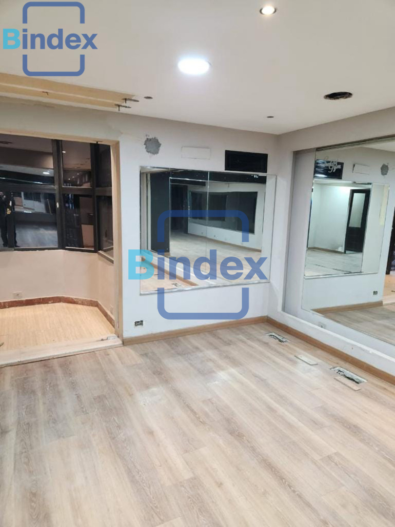 مقر تجاري يصلح للبنوك والمطاعم والشركات 