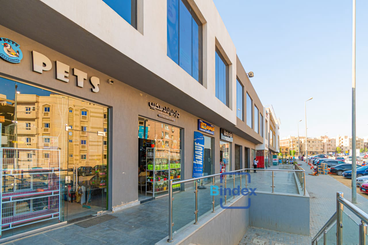 محل تجاري للبيع - استلام فوري - في مول THE MARKET - القاهرة الجديدة
