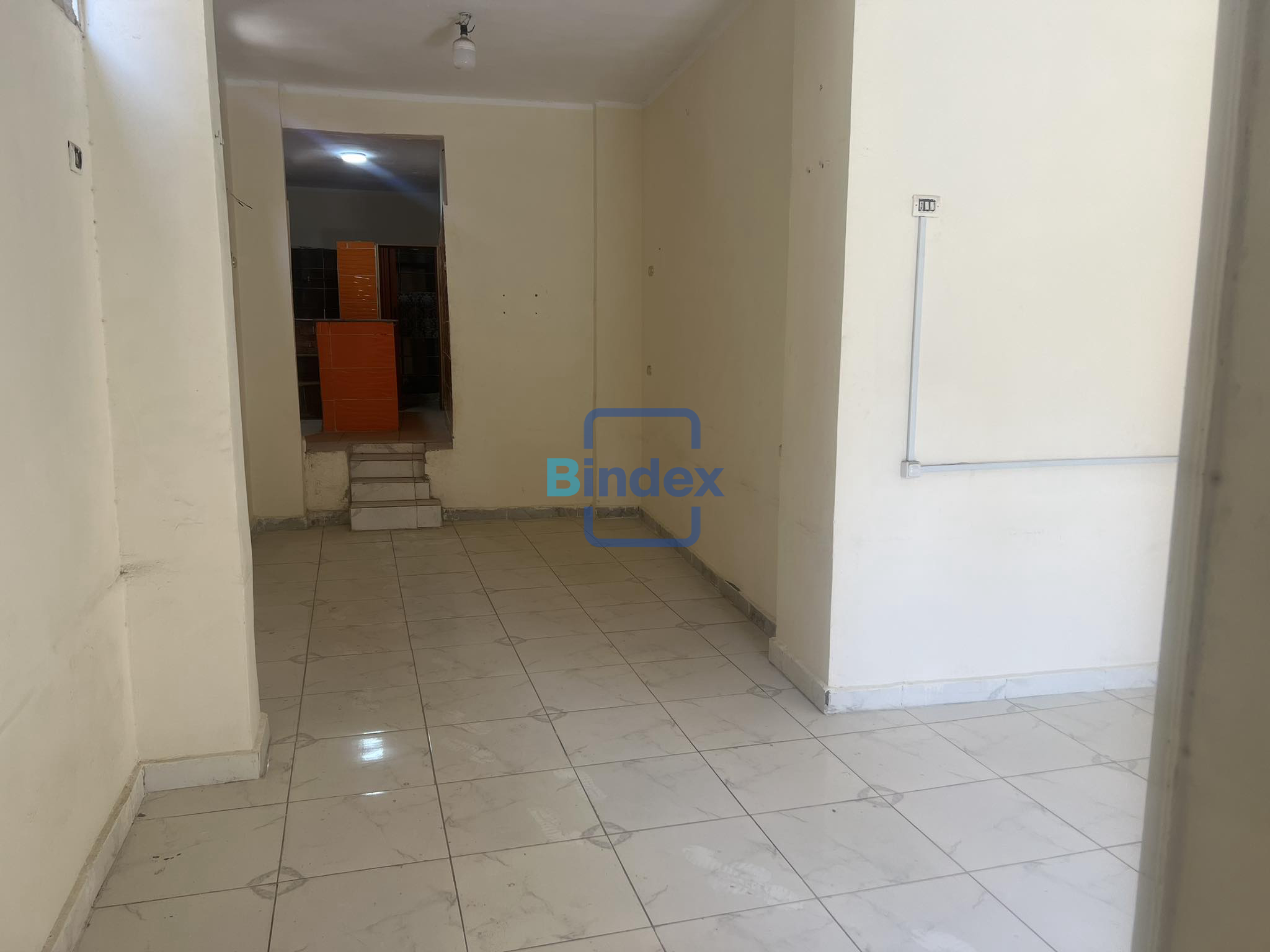 للبيع او الايجار محل بالزيتون بموقع مميز