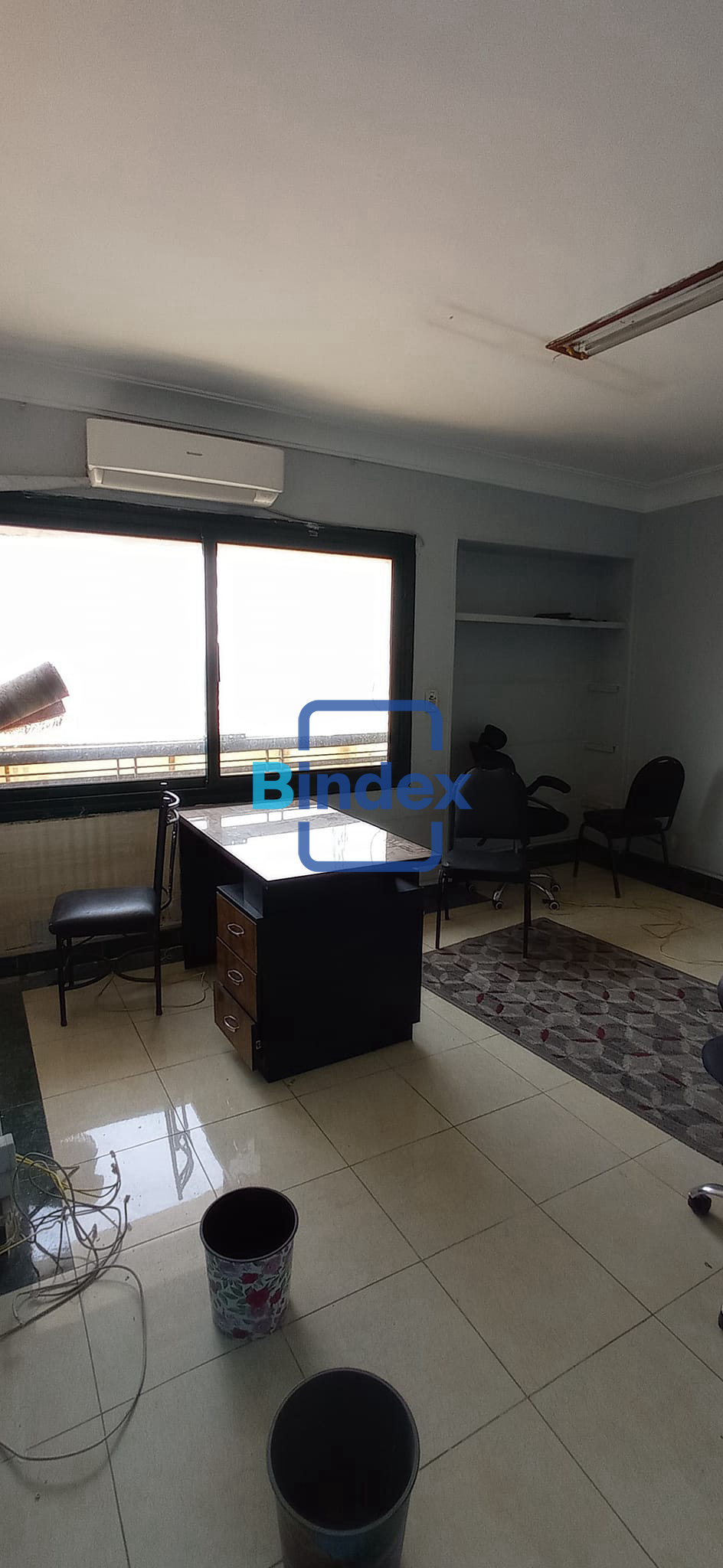 مقر للايجار بموقع مميز بجوار جامعه القاهره 