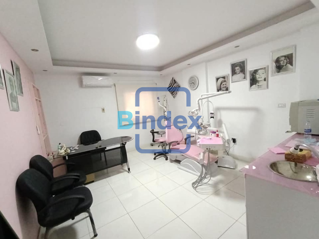 مكتب للايجار ويصلح لعياده في مساكن شيراتون