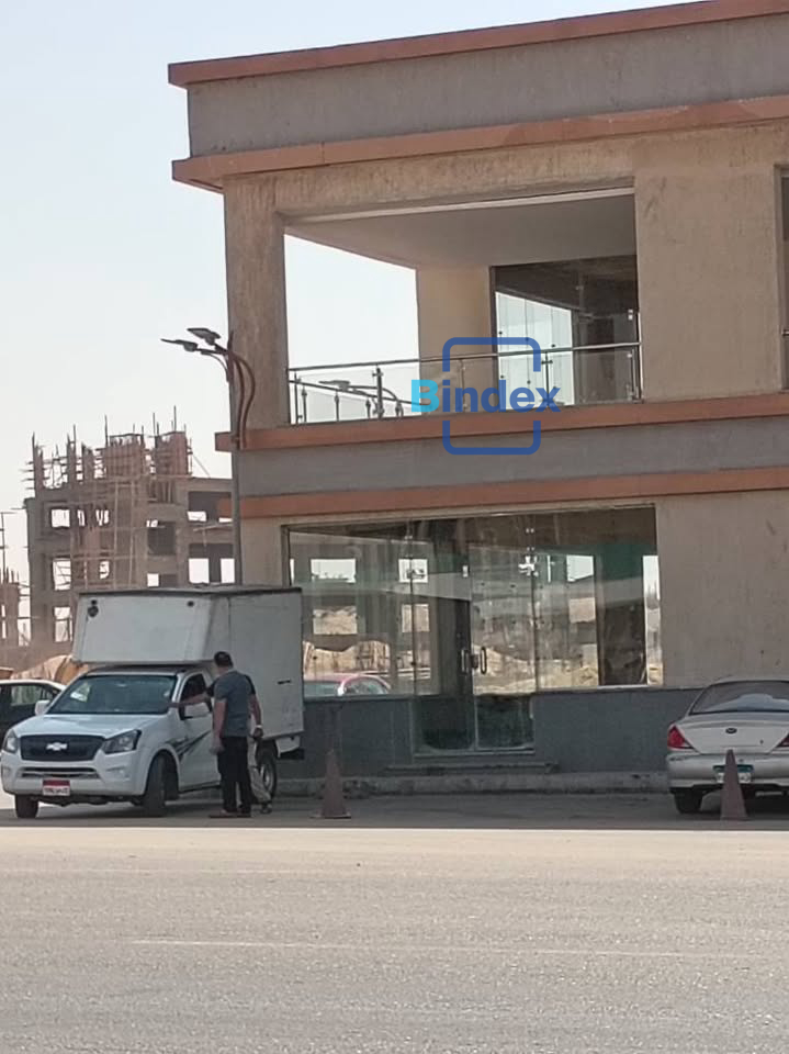 فرصة محل للإيجار ٧٥ متر ملاصق ماكدونالدز من المالك بدون عمولات في مدينة نصر داخل محطة وطنية