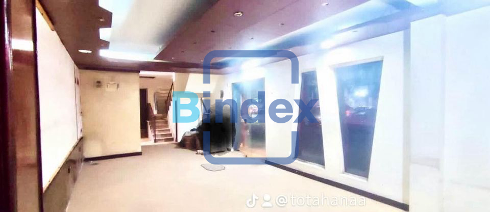 محل للبيع او الايجار بالمقطم 