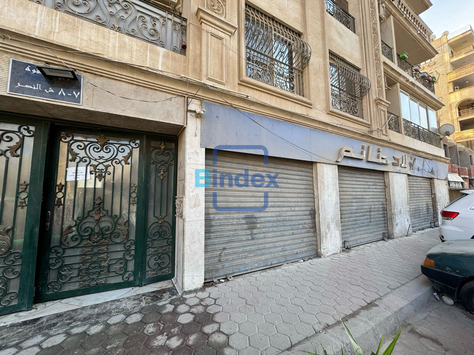 محل رخصه تجارى ٧٠٠ متر للايجار النزهه الجديده