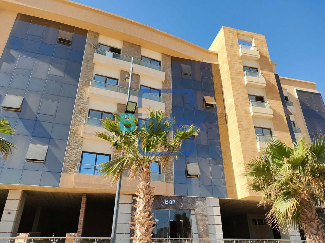 مكتب اداري للايجار بموقع مميز بالقرب من الجامعه الامريكية 