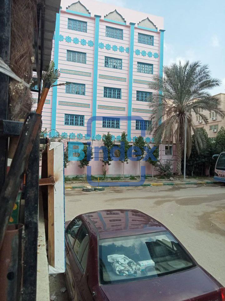 فرصه للبيع محل بالهضبة الوسطي بالمقطم 