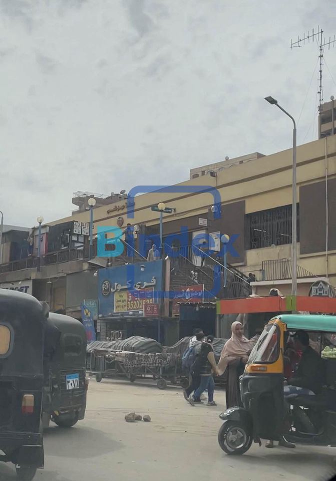 محل للبيع بالقرب من مترو عين شمس 
