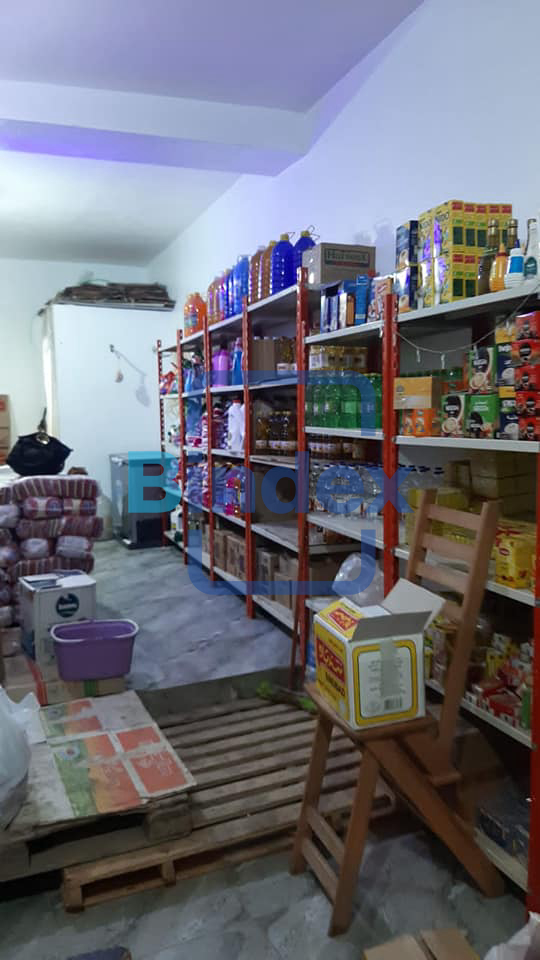 محل تموين للبيع مرخص في شبرا الخيمة 