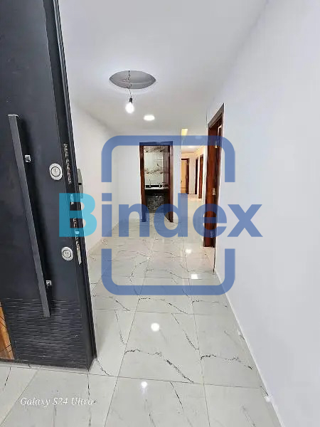 مكتب ادارى ٣٠٠ متر تشطيب الترا سوبر لوكس اول استخدام ببرج ادارى حديث