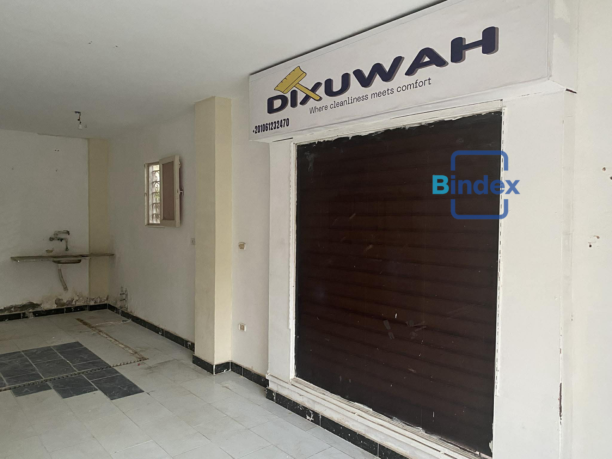 محل تجارى مميز للإيجار بالهضبة الوسطى، المقطم