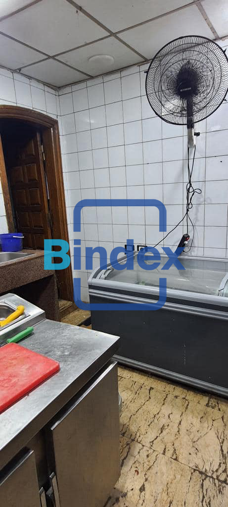 محل للايجار مرخص مطعم وكافية للايجار في مصر الجديدة 